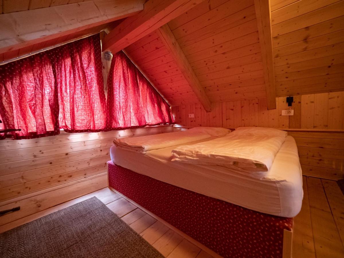 Chalet Sejalec Лесце Екстериор снимка