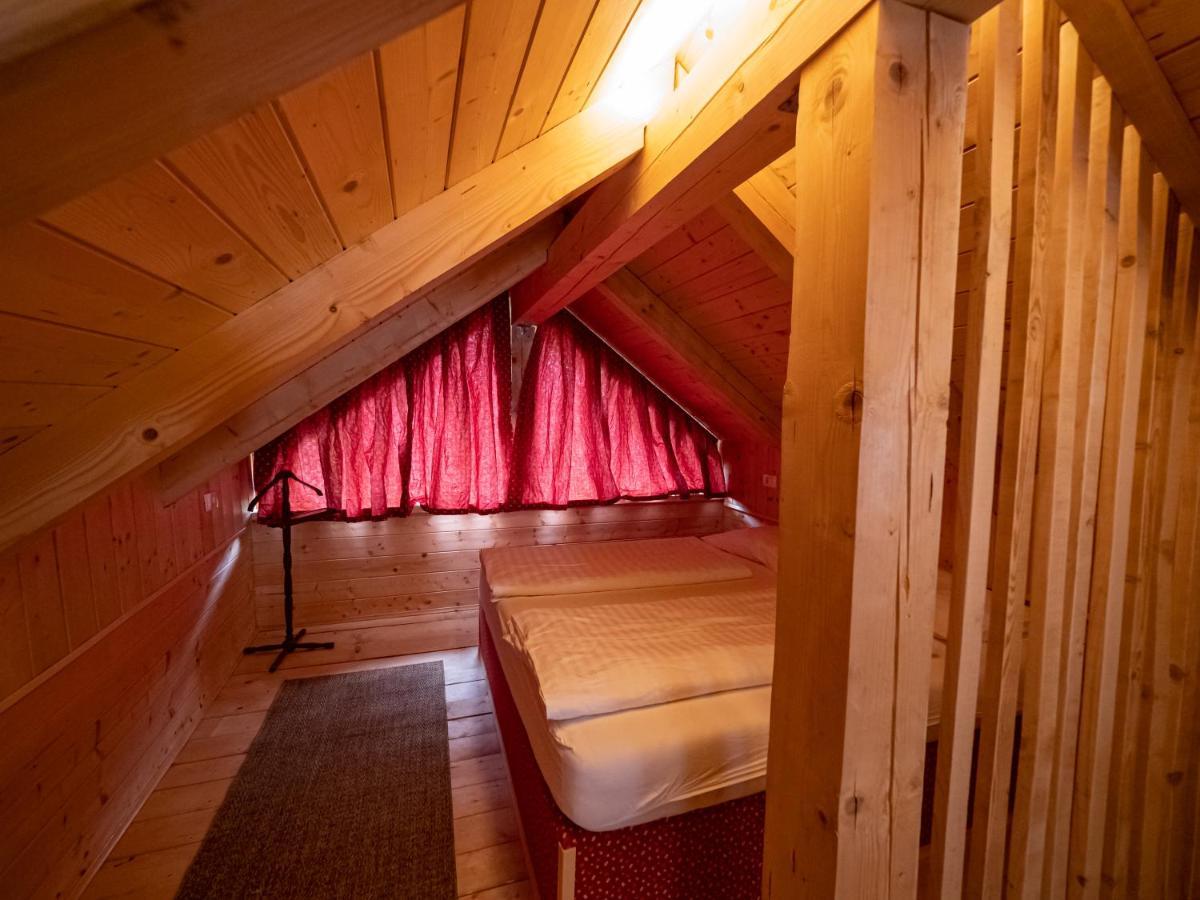 Chalet Sejalec Лесце Екстериор снимка